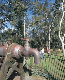 Mundaring Community Sculpture Park - Accommodation Brunswick Heads 0