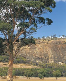 Quairading WA Accommodation Brunswick Heads