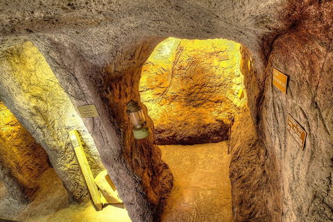 Unique Opal And Diamond Mine  - The Underground Opal Mine - Accommodation Brunswick Heads 4