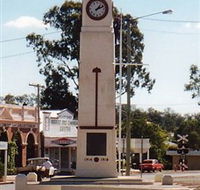 Goomeri War Memorial Clock - Accommodation Brunswick Heads