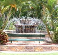 Bauer and Wiles Memorial Fountain - Accommodation Brunswick Heads