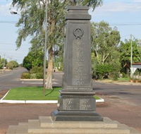 Winton War Memorial - Accommodation Brunswick Heads