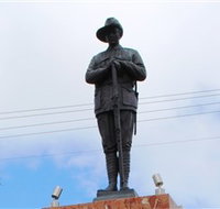 Charters Towers Memorial Cenotaph - Accommodation Brunswick Heads