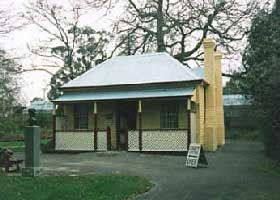Adam Lindsay Gordon Cottage - Accommodation Brunswick Heads 0