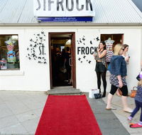 St Frock - Accommodation Brunswick Heads