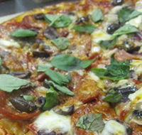 Mezzadellas Woodfired Pizza and Tapas - Accommodation Brunswick Heads