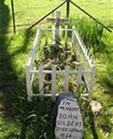 Johnny Gilberts Grave - Accommodation Brunswick Heads 0