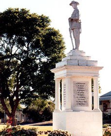 Goombungee War Memorial - Accommodation Brunswick Heads 1