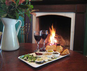 Ambermere Inn - EST 1845 - Accommodation Brunswick Heads 0