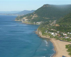 Bailey's Sydney - Tours For People Who Don't Like Tours - Accommodation Brunswick Heads 0