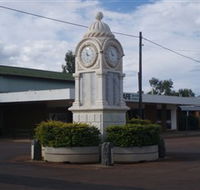 Barcaldine War Memorial Clock - Accommodation Brunswick Heads
