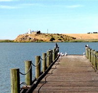 Point Malcolm Lighthouse - Accommodation Brunswick Heads