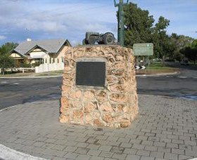 Ferguson Tractor Monument - Accommodation Brunswick Heads 1