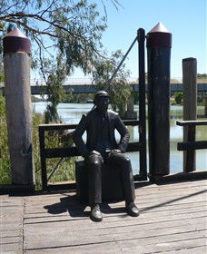 Captain John Egge Statue - Accommodation Brunswick Heads 0