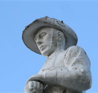 Sarina War Memorial - Accommodation Brunswick Heads