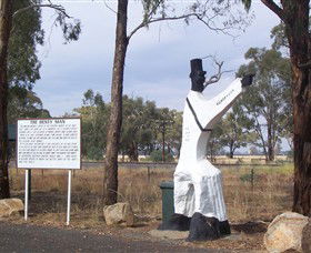 The Henty Man - Accommodation Brunswick Heads 0