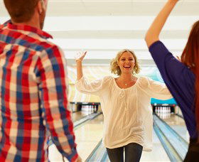 AMF Ten Pin Bowling Centre Tuggeranong - Accommodation Brunswick Heads 1