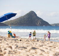 Fingal Bay Beach - Accommodation Brunswick Heads