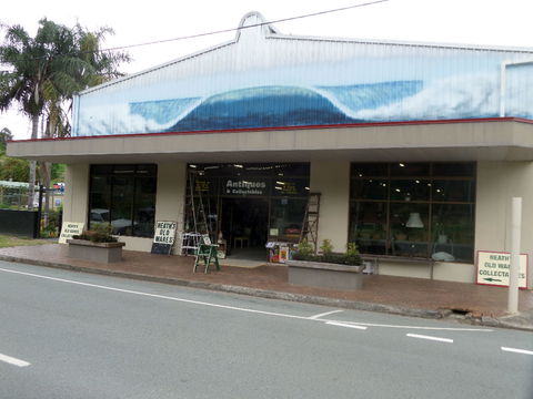 Heaths Old Wares, Collectables & Industrial Antiques - Accommodation Brunswick Heads 2