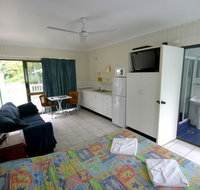 Tropical Palms Inn - Accommodation Brunswick Heads