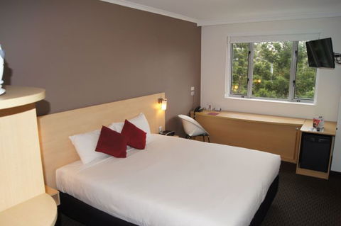 Ibis Sydney Olympic Park - Accommodation Brunswick Heads 1
