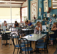 Inspirations Cafe Gift and Patchwork Gallery - Accommodation Brunswick Heads