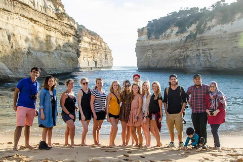 Great Ocean Road Reverse Itinerary With 12 Apostles And Lunch From Melbourne - Accommodation Brunswick Heads 0