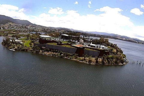 MONA Helicopter Transfer - Accommodation Brunswick Heads 1