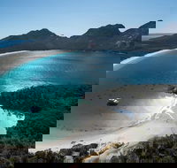 Wineglass Bay Cruise from Coles Bay - Accommodation Brunswick Heads