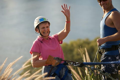Abseiling The Kangaroo Point Cliffs In Brisbane - Accommodation Brunswick Heads 1