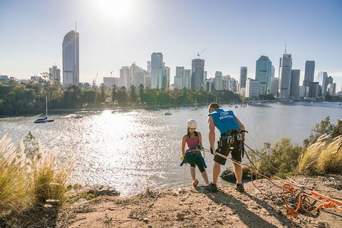 Abseiling The Kangaroo Point Cliffs In Brisbane - Accommodation Brunswick Heads 4