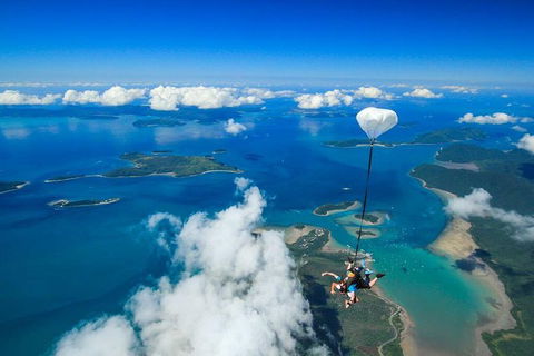 Airlie Beach Tandem Skydive - Accommodation Brunswick Heads 0