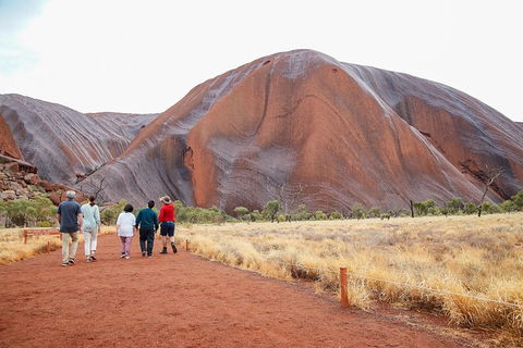 Ayers Rock Combo: Uluru Base And Sunset Plus Uluru Sunrise And Kata Tjuta With An Optional BBQ Dinner Or Kings Canyon Day Trip - Accommodation Brunswick Heads 9