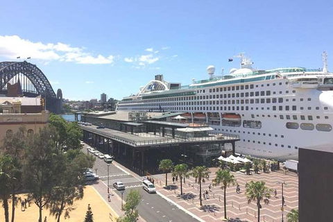 Shuttle Transfer From Cruise Ship Terminal At Circular Quay To Sydney Airport - Accommodation Brunswick Heads 5