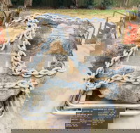 Nathalia  Memorial Gardens - Accommodation Brunswick Heads