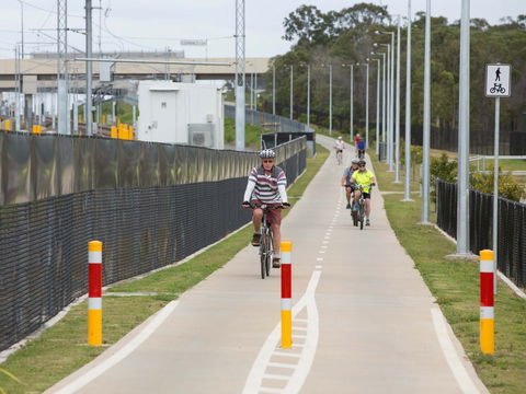 Petrie To Kippa-Ring Shared Pathway - Accommodation Brunswick Heads 1