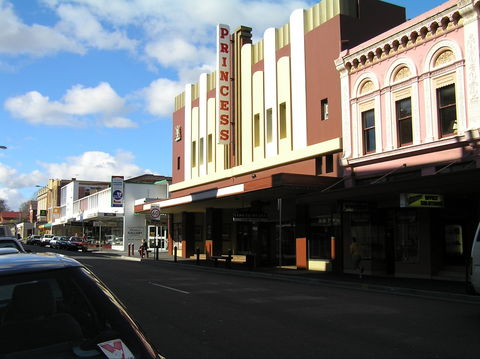 Princess Theatre & Earl Arts Centre - Accommodation Brunswick Heads 1