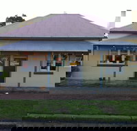 Teddy Bears Downstairs and Grandma's Feather Bed - Accommodation Brunswick Heads