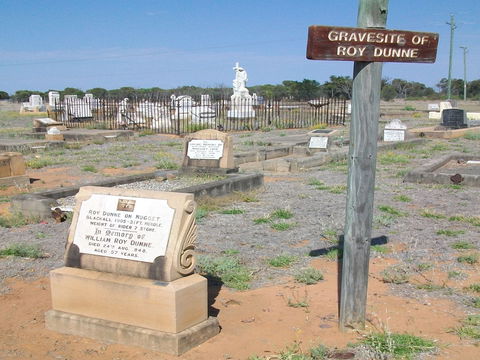 Blackall Cemetery - Accommodation Brunswick Heads 1