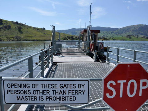 Wymah Ferry - Accommodation Brunswick Heads 0
