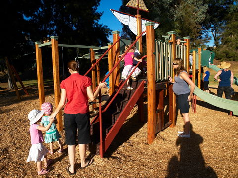 Les Stone Park - Accommodation Brunswick Heads 0