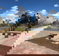 Light Horse Memorial Hay - Accommodation Brunswick Heads