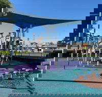 Lucindale - Accommodation Brunswick Heads