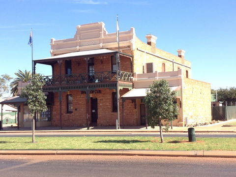 Old Gentleman's Club - Accommodation Brunswick Heads 0