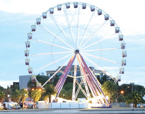 Giant Ferris Wheel - Hello Hi Lite Amusements - Accommodation Brunswick Heads 0