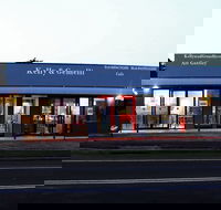 Kelly  Gemelli - Art and Design - Accommodation Brunswick Heads