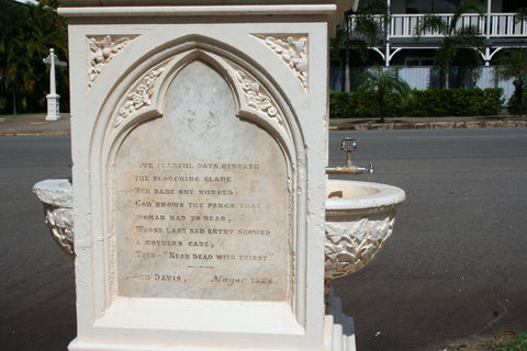 Mary Watson Monument Cooktown - Accommodation Brunswick Heads 0