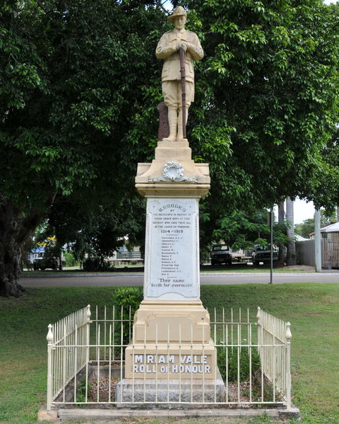 Miriam Vale War Memorial - Accommodation Brunswick Heads 1