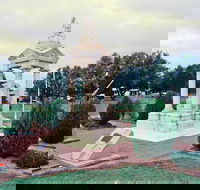 Weeping Mother Memorial - Accommodation Brunswick Heads