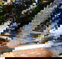 Lucindale Cemetery - Accommodation Brunswick Heads